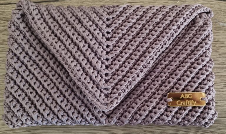 Πλεκτό clutch τσαντάκι