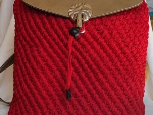 Handmade πλεκτό backpack