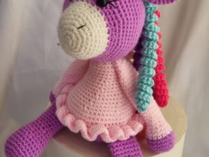 Μονόκερος πλεκτό κουκλάκι (amigurumi)