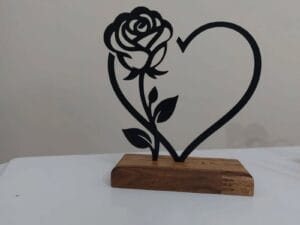 Laser Cut Rose With Heart Table Decor